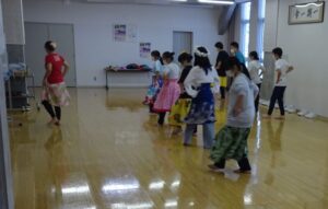 スポーツと癒し「フラダンス」